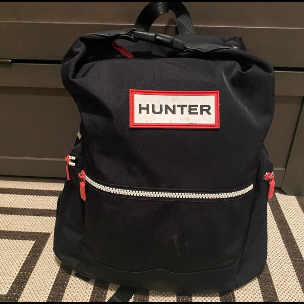 Hunter | Black backpack